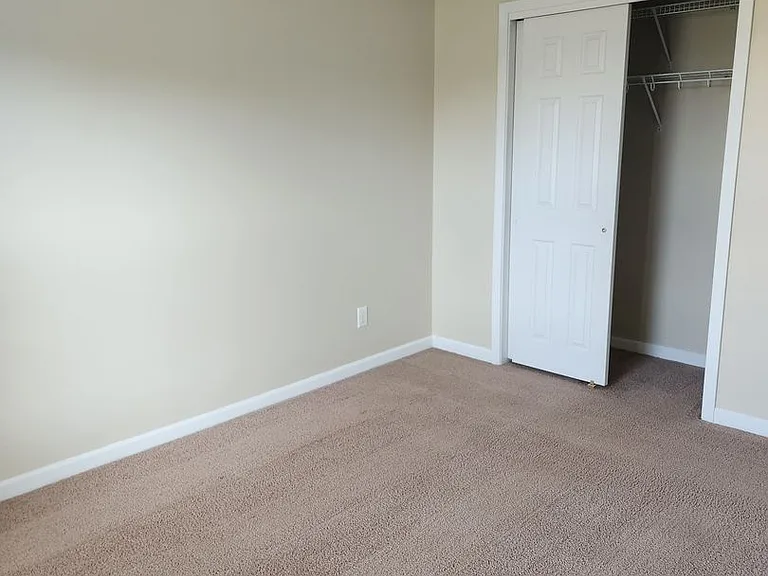 100 Willow View Ln #401 — Photo 15