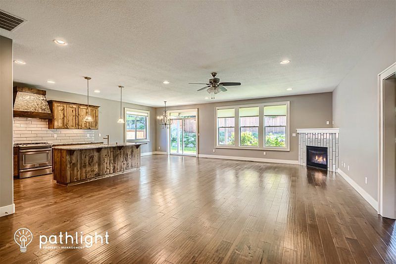 7009 NW 23rd Ct, Vancouver, WA 98665 | Zillow