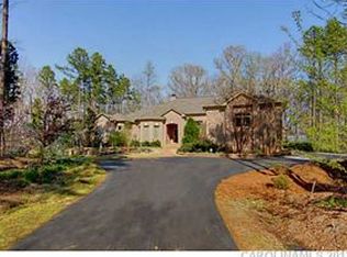 8680 Hillsdell Dr, Concord, NC 28027