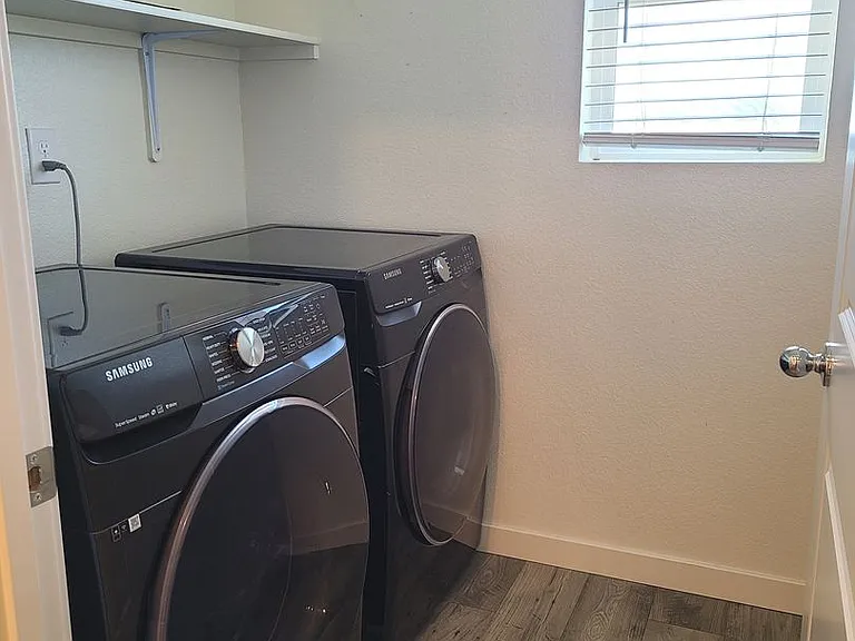 8833 Portia Dr — Photo 18