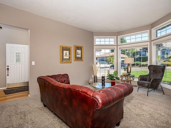 2nd image of 2928 Flint Ridge Ave