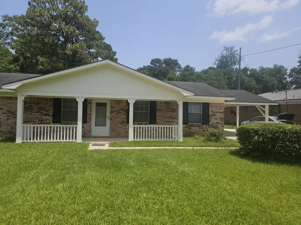 3917 Terry Ln, Mobile, AL 36605