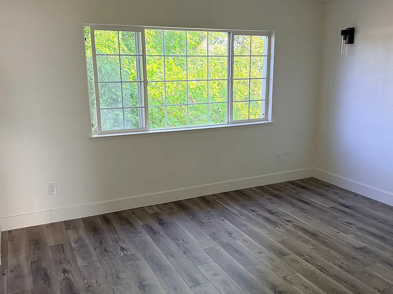 7339 Van Maren Ln — Photo 11