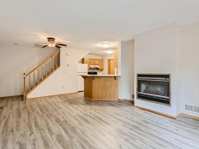 9941 Fillmore St NE — Photo 9