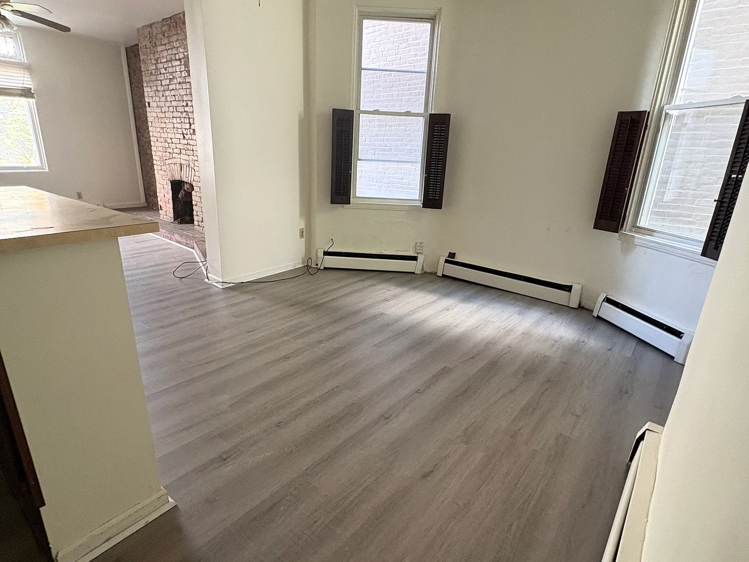2 bed, $1,400 — Photo 3