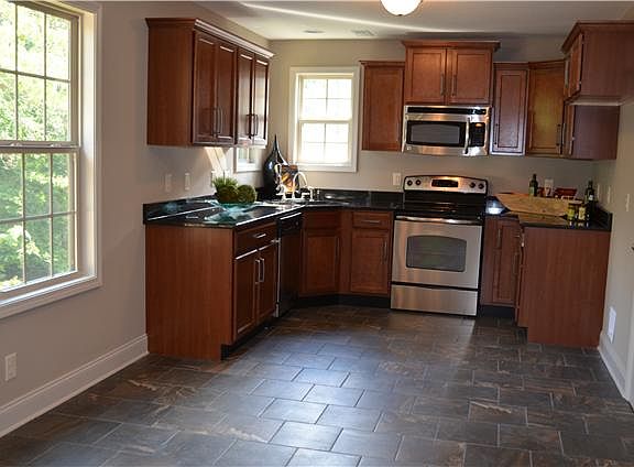 3rd image of 233 River Hts Lot 233