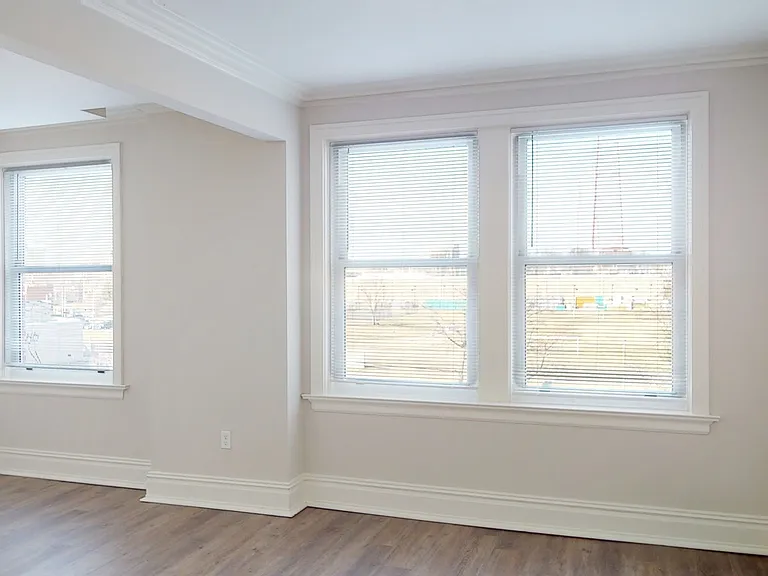 Dining/Living room