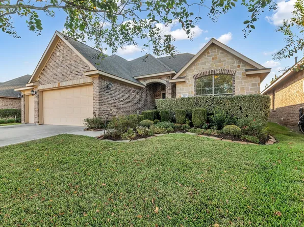 120 Racetrack Ln, Montgomery, TX 77356