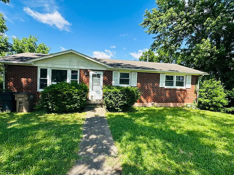2718 Donna Hill Dr #A — Photo 1