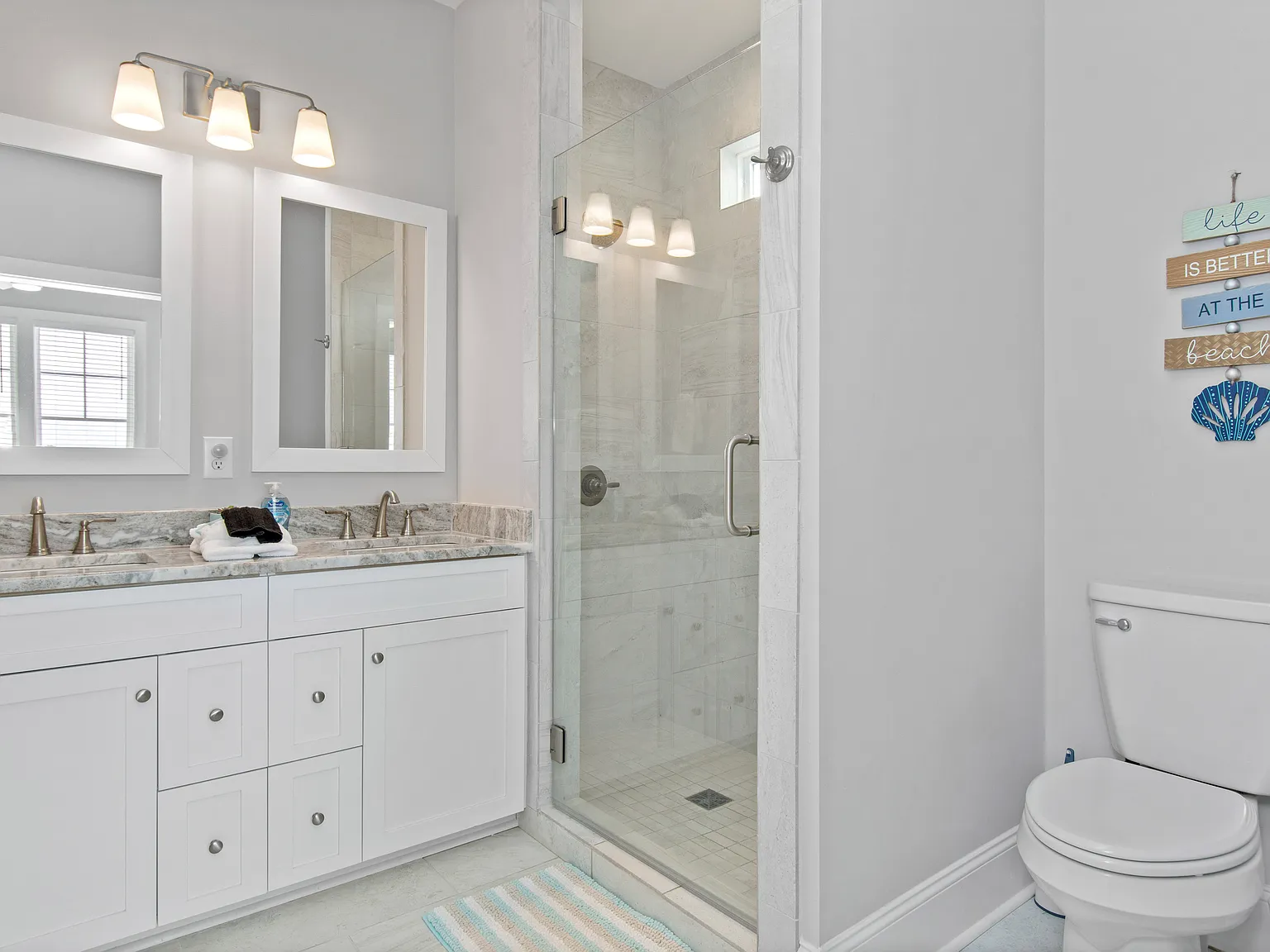 3 bed, 2.5 bath, 1400 sqft, $2,200 — Photo 3