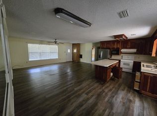 5 Ploomer Dr, Enigma, GA 31749