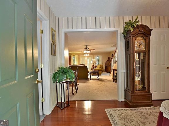4th image of 1439 Plantation Creek Rd