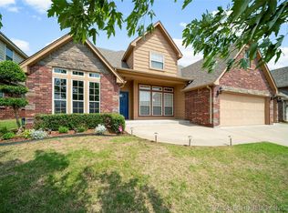 4613 N Narcissus Ave, Broken Arrow, OK 74012