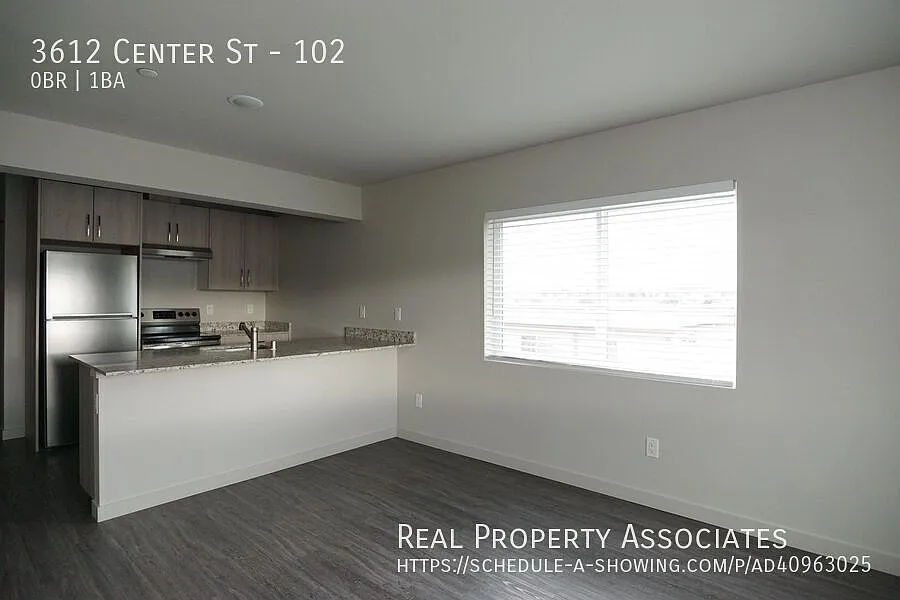 Spacious and Bright Newly Built Studio Apartment in the Heart of Tacoma — Photo 1