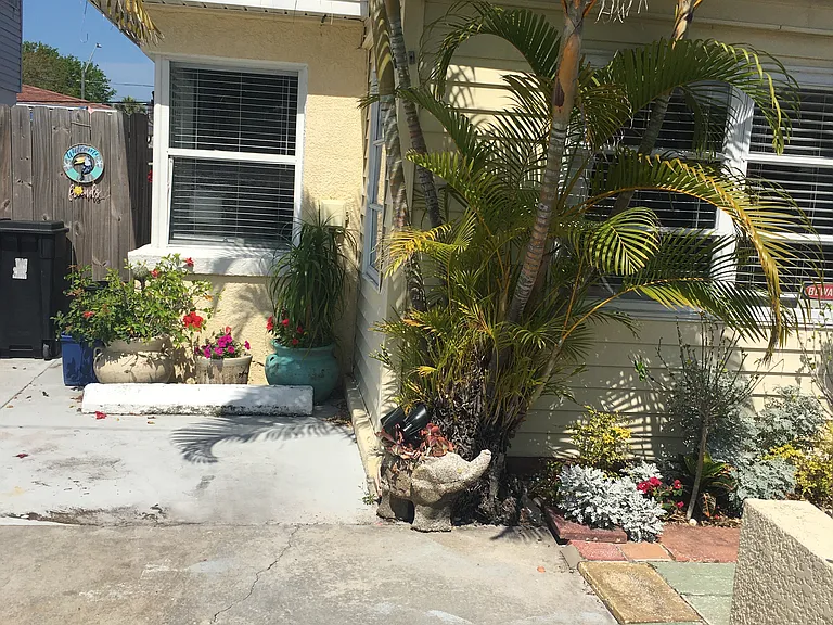 78 146th Ave E #B — Photo 32