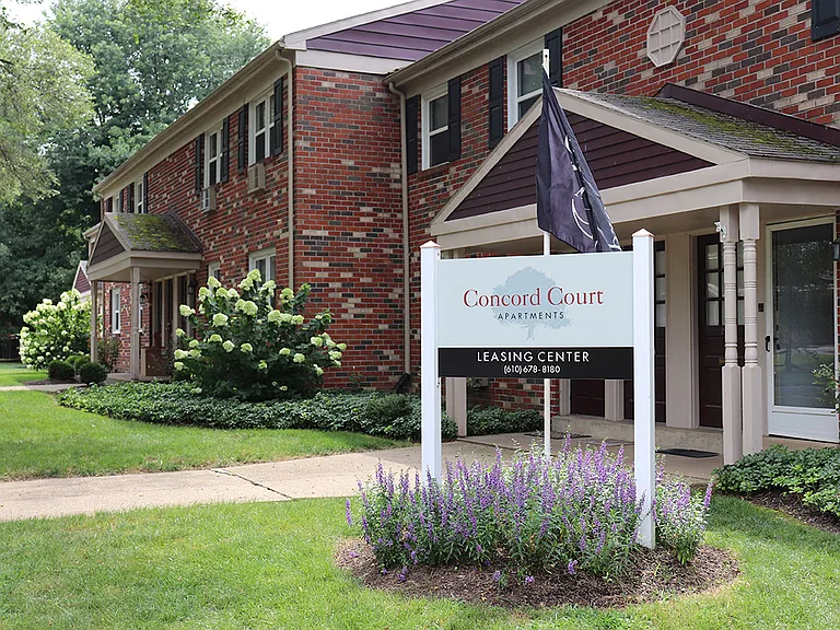 Concord Court Apartments — Photo 9