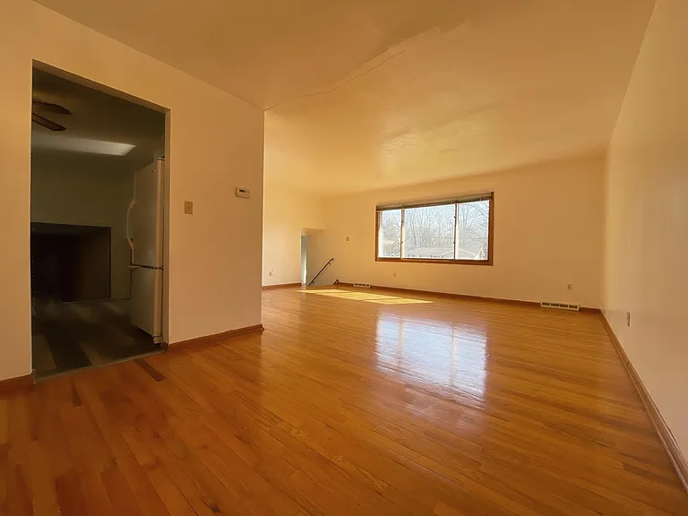 6800 Glenallen Ave — Photo 4