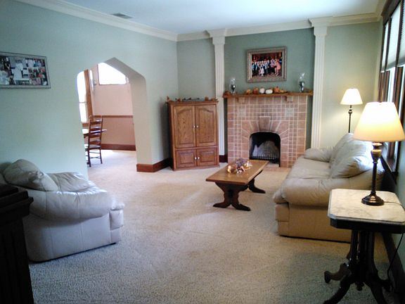 4th image of 3140 Daytona Ave