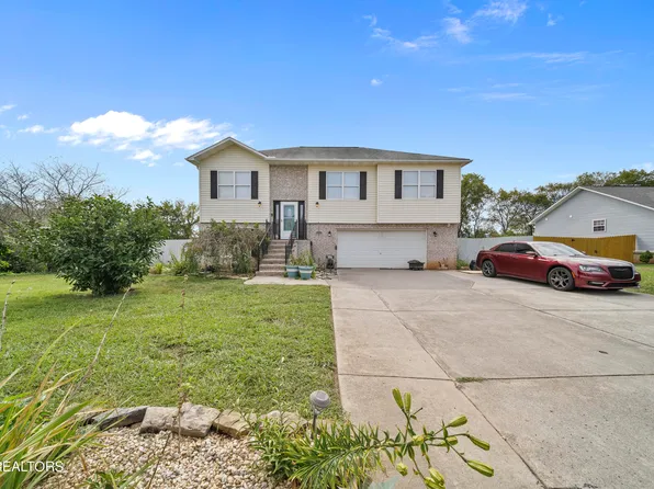 558 Hills Gate Cir, Seymour, TN 37865