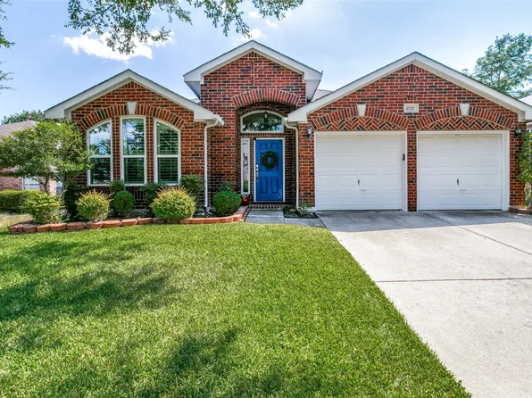 6721 Day Dr, Fort Worth, TX 76132
