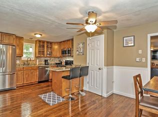 16 Wildwood Rd, Millbury, MA 01527