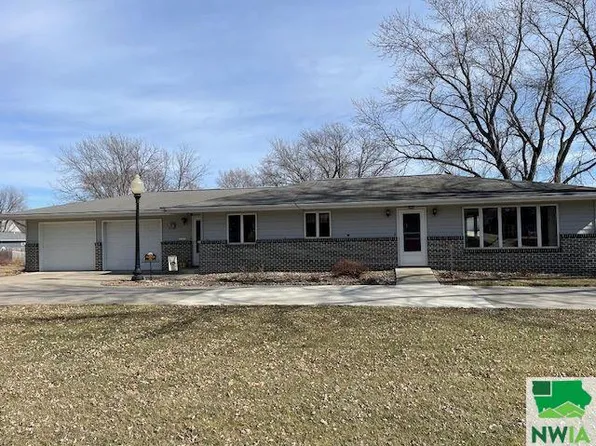 101 N Ames St, Marcus, IA 51035