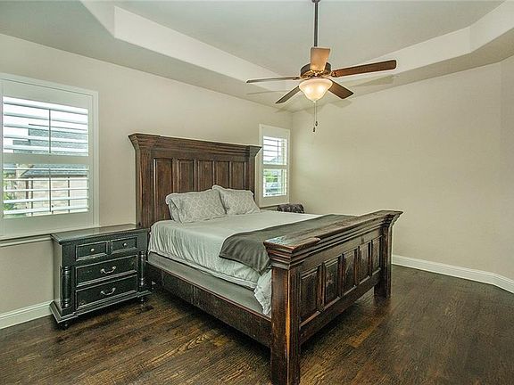 2nd image of 8601 Arrow Dr