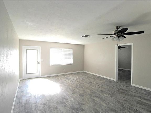 5th image of 2523 Terry Ln #2523