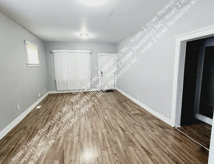 356 Josephine Ave — Photo 14