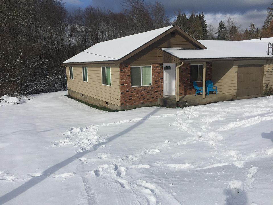 1st image of 406 E Mommsen St