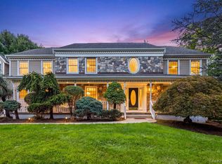 10 Golden Road, Montebello, NY 10901