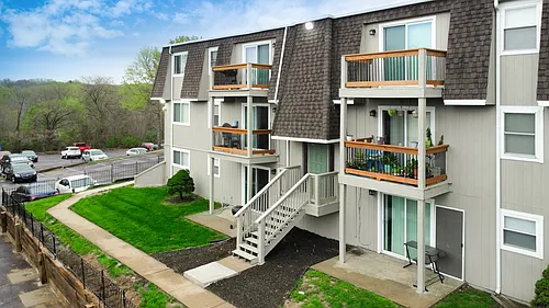 Skyline Apartments Photo 1 Skyline Apartments Photo 1