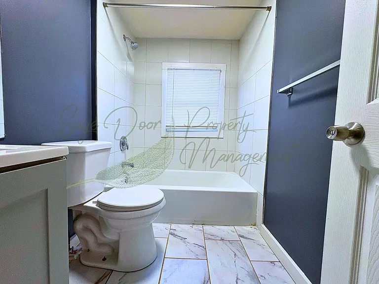 6828 Bales Ave — Photo 3