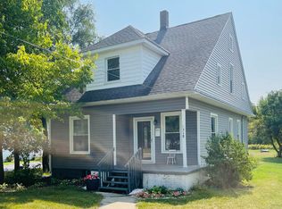 518 E Main St, Dundee, MI 48131