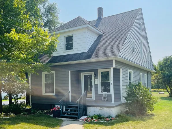 518 E Main St, Dundee, MI 48131