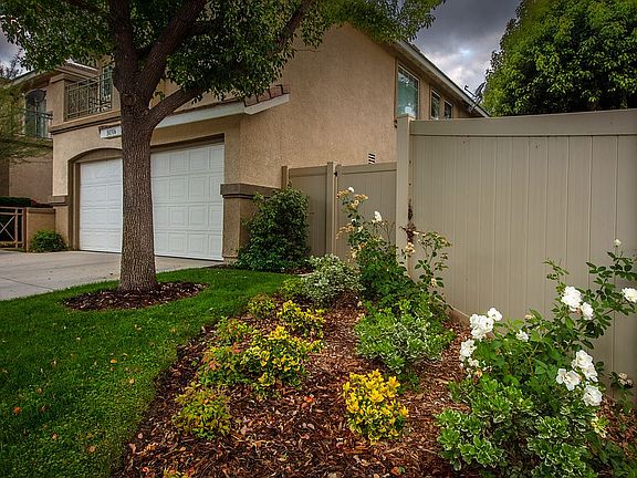 2nd image of 30316 Marigold Cir