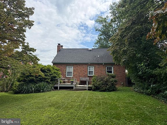 2nd image of 172 Edgewood Rd