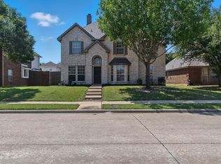 2128 Spring Mills Rd, Mesquite, TX 75181