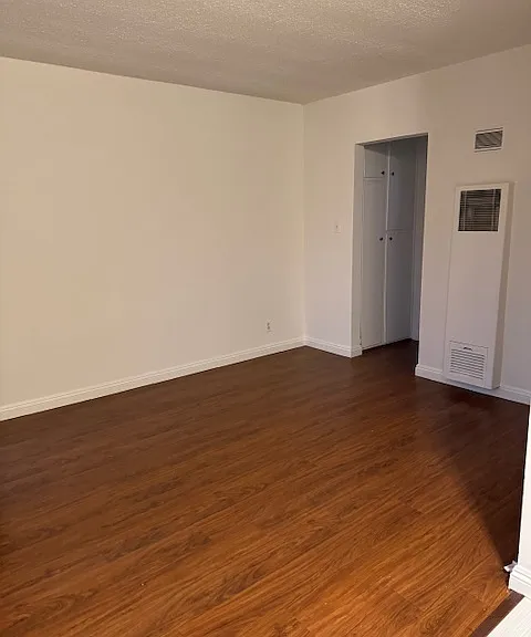 Almansor Hill Apartments — Photo 25