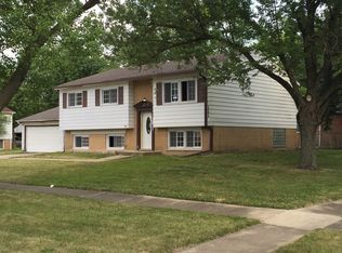 513 Hickok Ave, University Park, IL