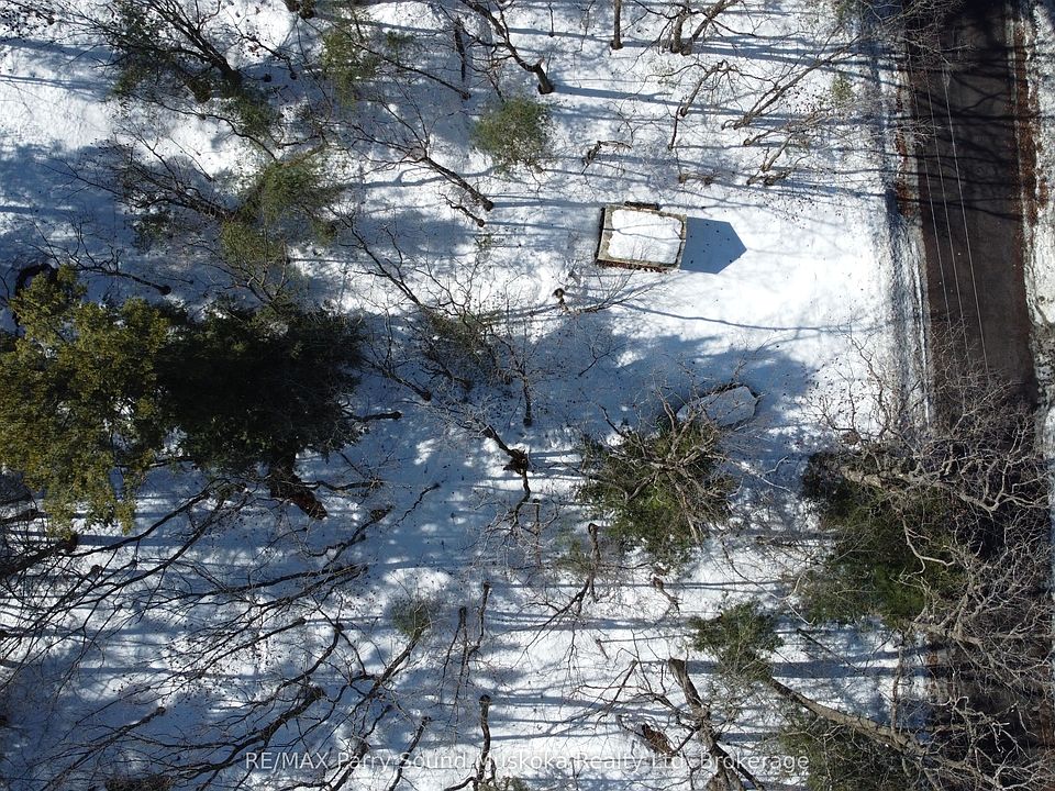 1st image of 48 Ridgeway Dr