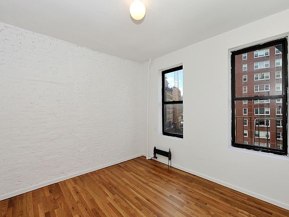4th image of 190 6th Ave APT 5FS