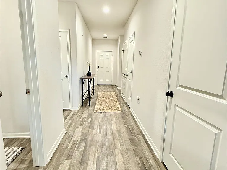 302 Del Monte Dr — Photo 26