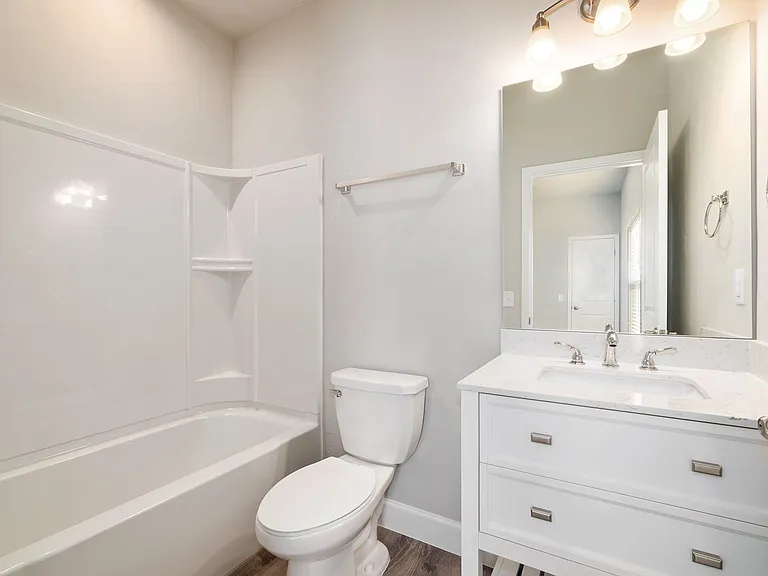 622 NW 3rd Ave #11 — Photo 17