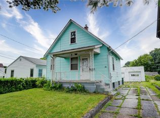 21 Blakeslee St, Rochester, NY 14609
