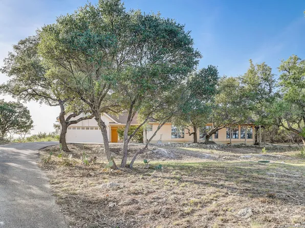 26005 Dull Knife Trail, San Antonio, TX 78255