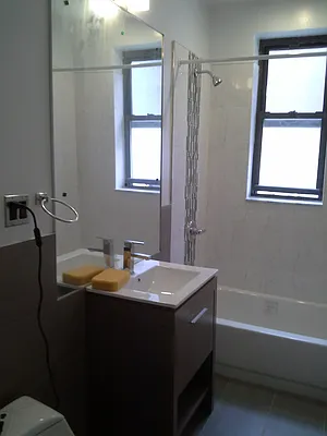 Rented by Sam Tabak | media 22