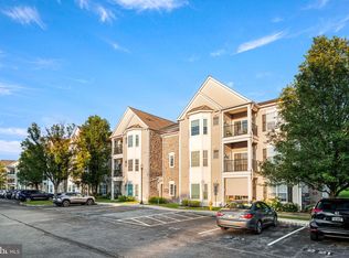 231 Creekside Dr, Brookhaven, PA 19015