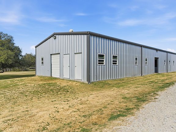 2nd image of 1601A Stafford Rd