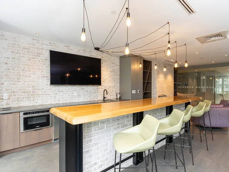 45 Lewis St #202 — Photo 18